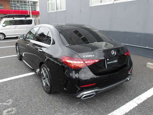 MERCEDES BENZ C class sedan