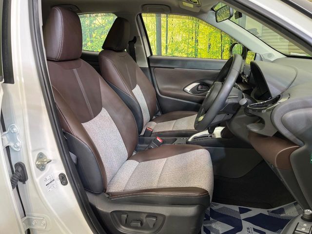 YARIS CROSS HYBRID