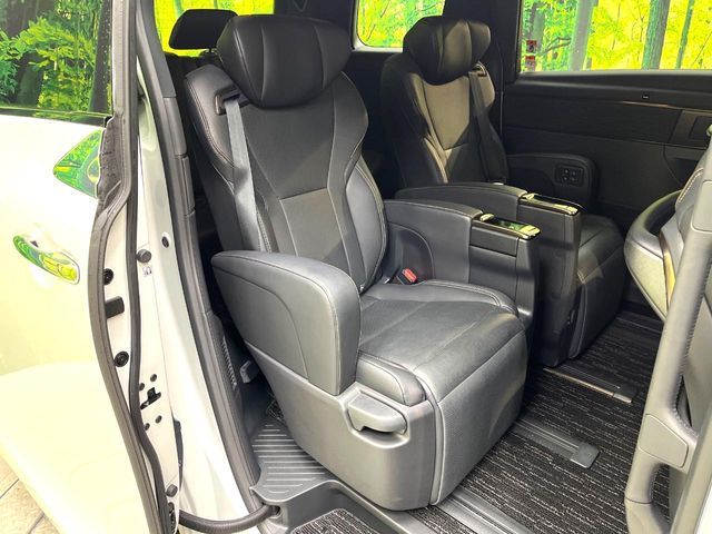 ALPHARD hybrid