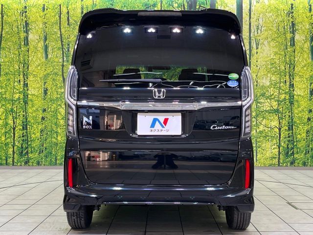 N-BOX CUSTOM