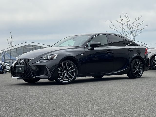 LEXUS IS300