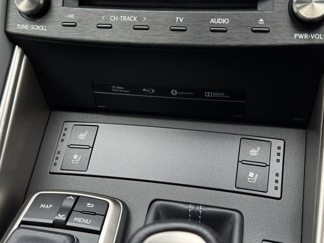 LEXUS IS300