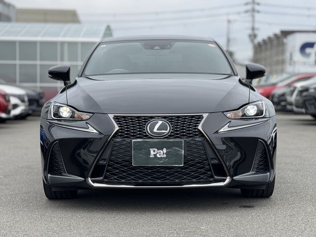 LEXUS IS300