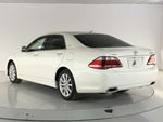 CROWN sedan