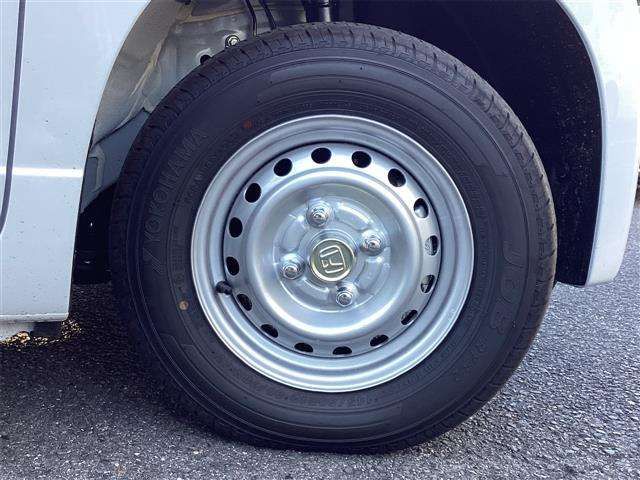 N-VAN