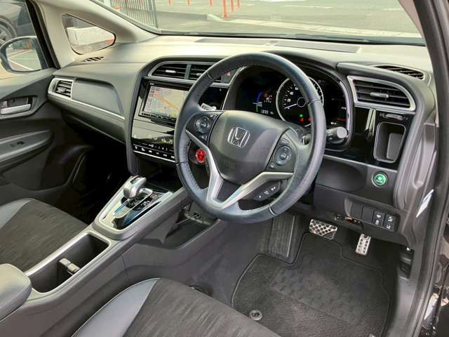 SHUTTLE HYBRID 4WD