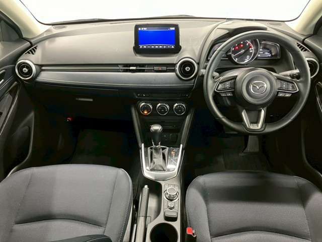 MAZDA2
