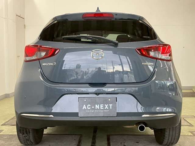 MAZDA2