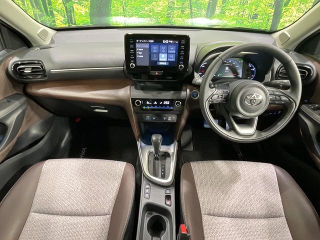 YARIS CROSS HYBRID