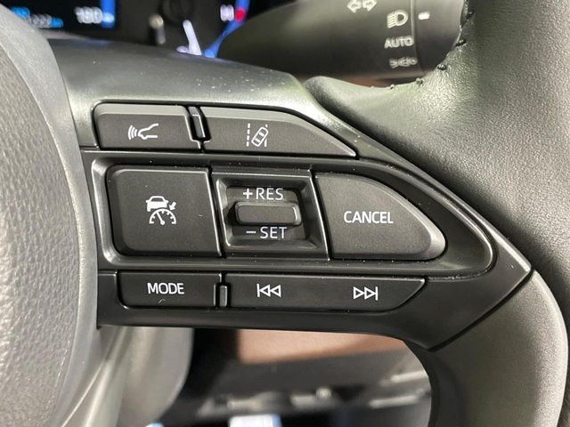 YARIS CROSS HYBRID
