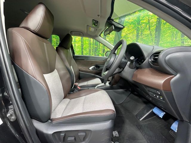 YARIS CROSS HYBRID