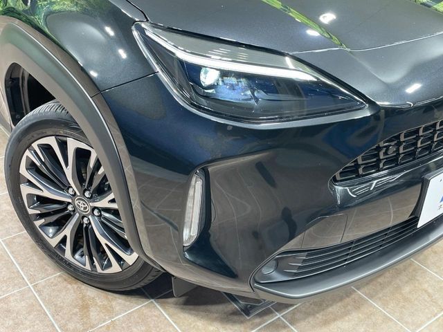 YARIS CROSS HYBRID