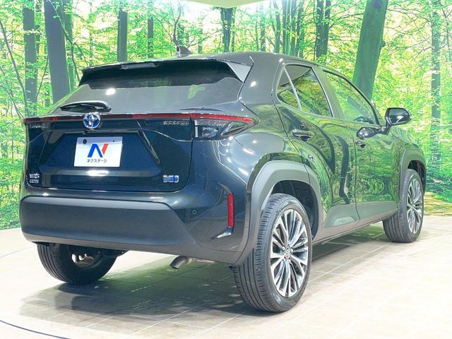 YARIS CROSS HYBRID
