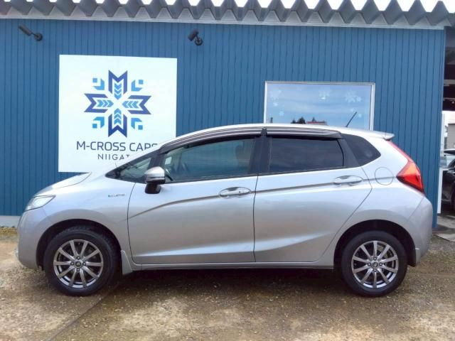 FIT HYBRID 4WD