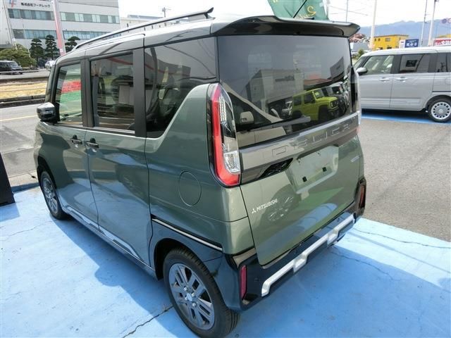 DELICA MINI