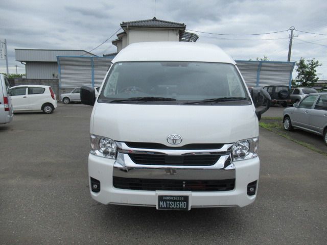 HIACE van 4WD