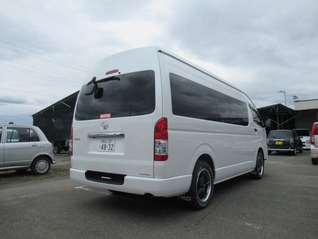 HIACE van 4WD