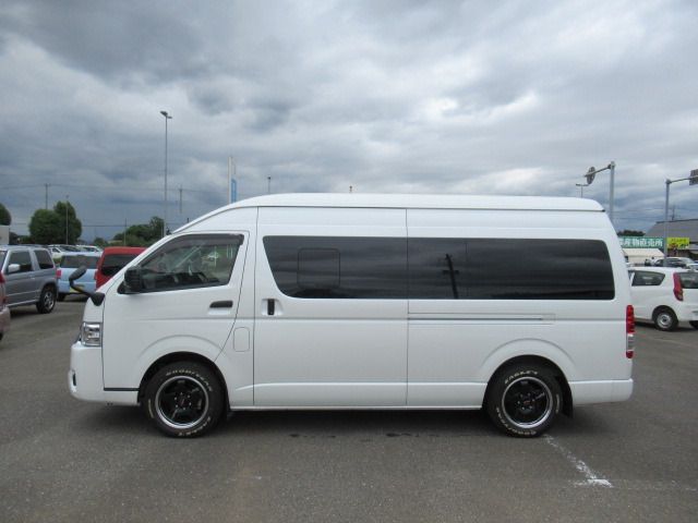 HIACE van 4WD
