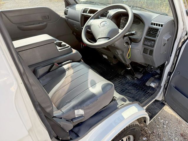 BONGO van 2WD