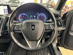 CROWN sedan hybrid