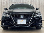 CROWN sedan hybrid