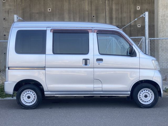 SAMBAR van