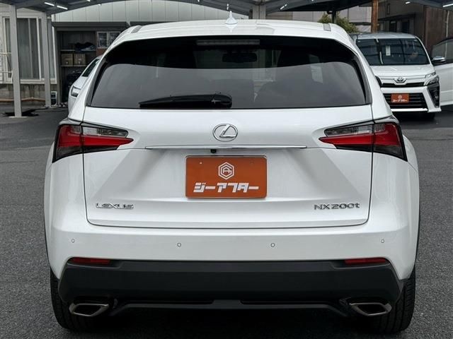 LEXUS NX200t