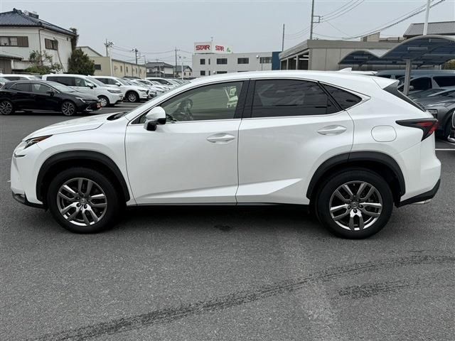 LEXUS NX200t