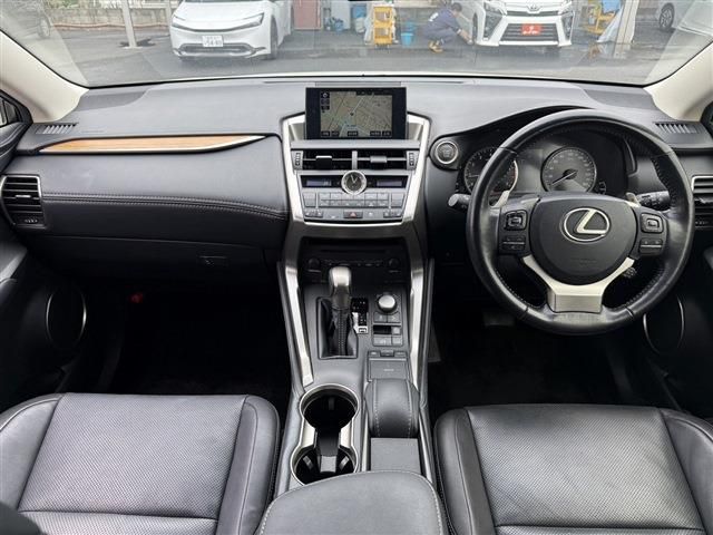 LEXUS NX200t