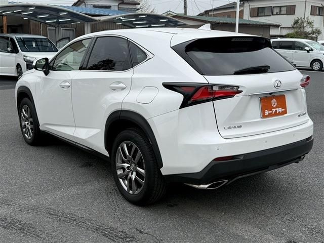LEXUS NX200t