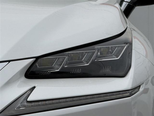 LEXUS NX200t