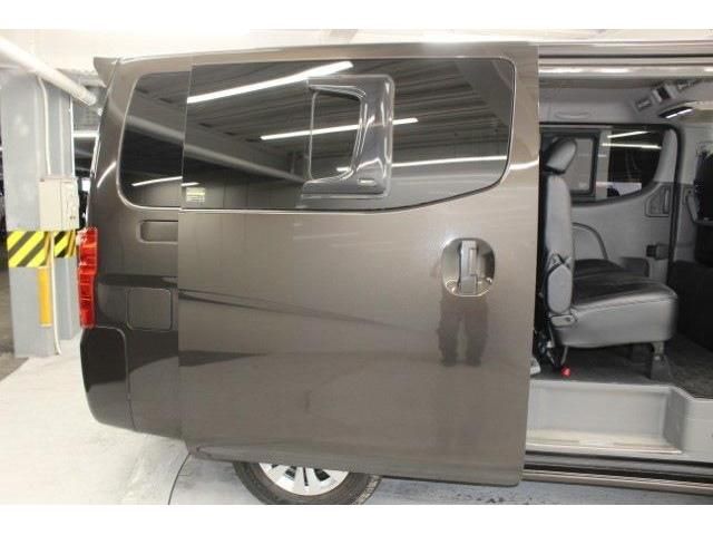 NV350 CARAVAN