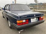 VOLVO 240 sedan