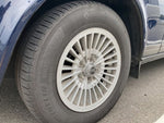 VOLVO 240 sedan
