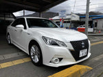 CROWN sedan hybrid