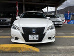 CROWN sedan hybrid