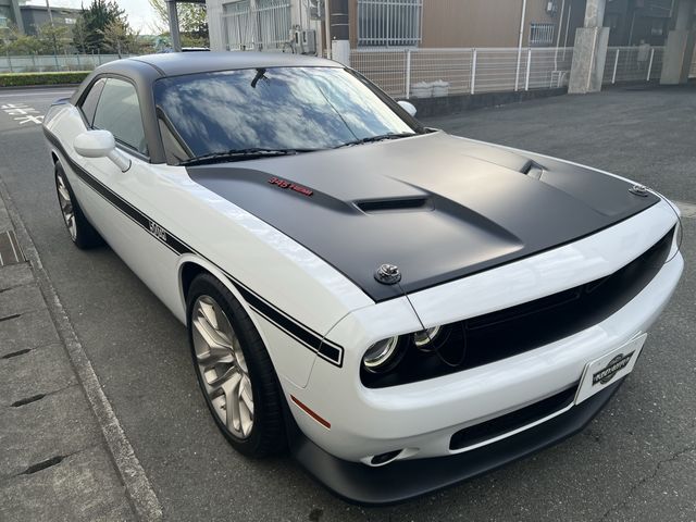 DODGE CHALLENGER