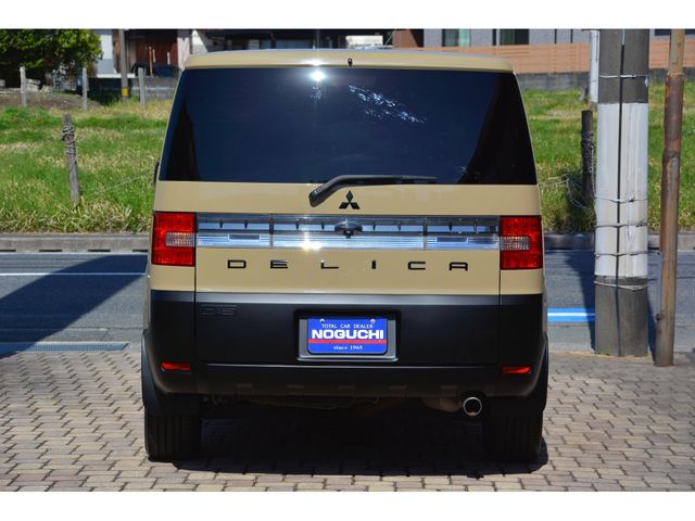 DELICA D:5 2WD