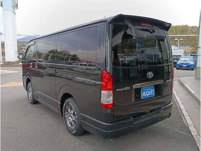 REGIUSACE van 4WD