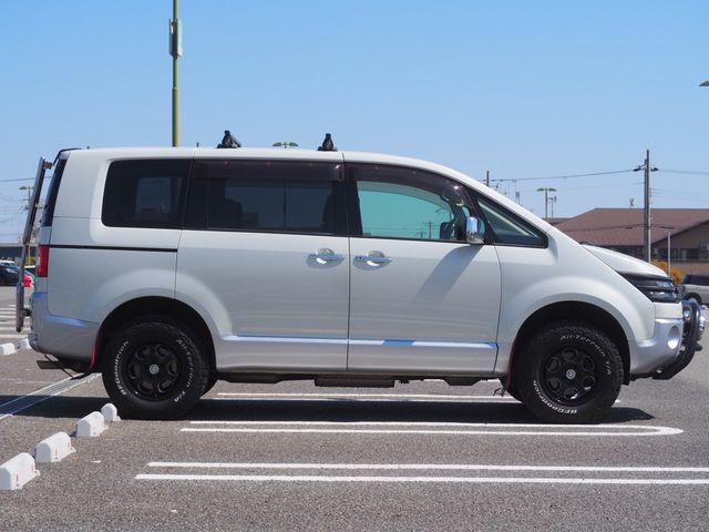 DELICA D:5 4WD