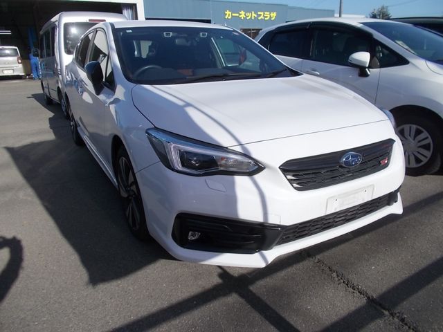 IMPREZA SPORT 4WD