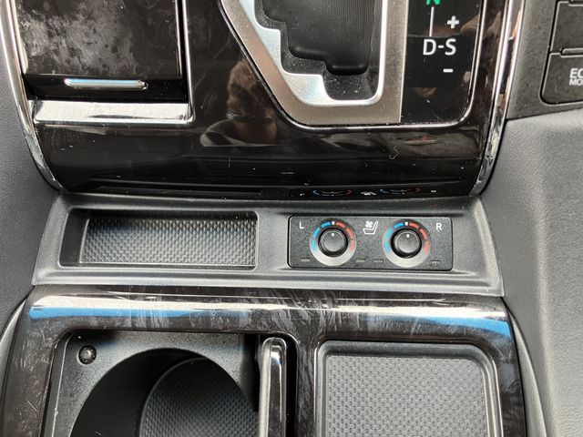 ALPHARD hybrid 4WD