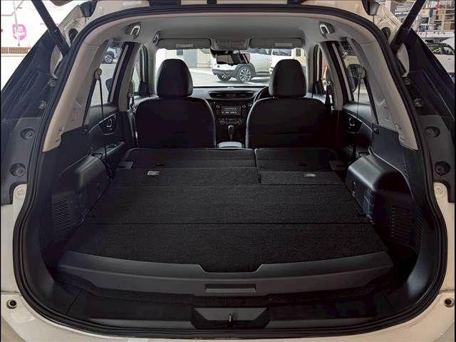 X-TRAIL HYBRID 4WD