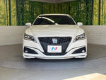 CROWN sedan hybrid