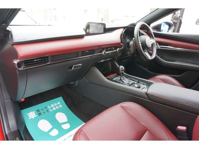 MAZDA3 FASTBACK