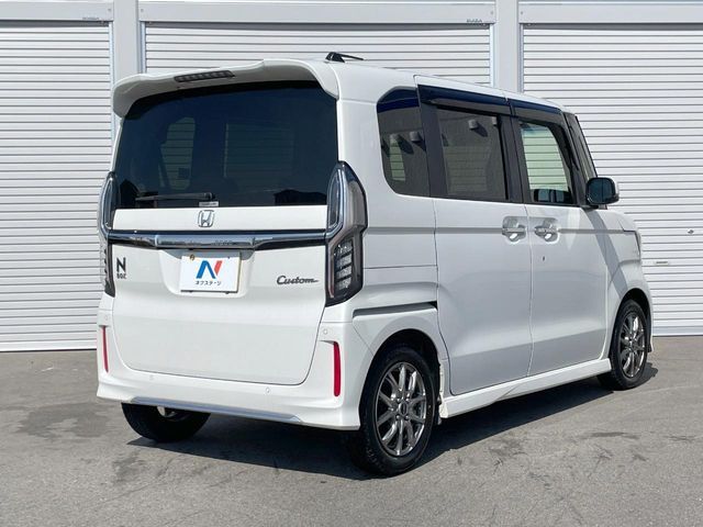 N BOX CUSTOM