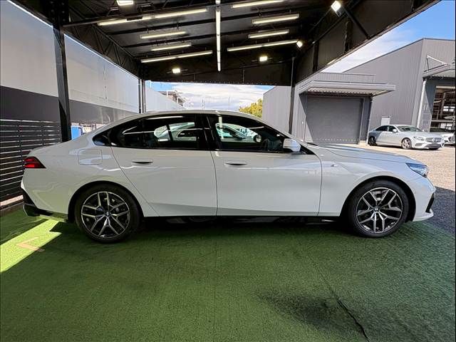 BMW 5series sedan