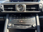 LEXUS IS300h
