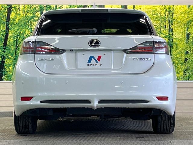 LEXUS CT200h