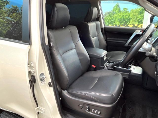 LANDCRUISER PRADO